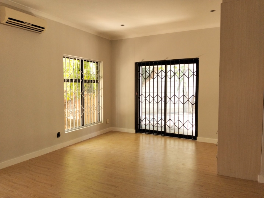 4 Bedroom Property for Sale in Parklands North Western Cape